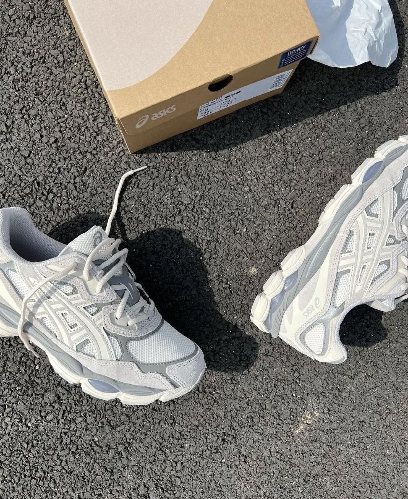 ASICS