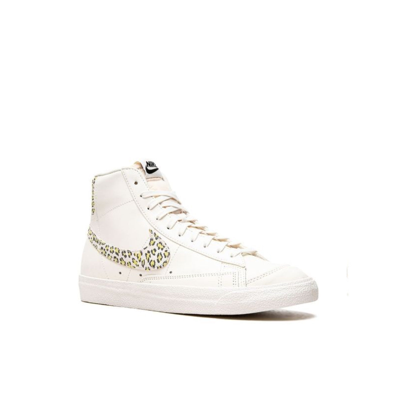 Nike Blazer Mid '77 SE "Sail/Light Lemon Twist/Black/S" sneakers - SNOWKICK’S