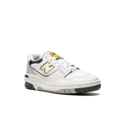 New Balance 550 "White/Nightwatch Green"  - ניו באלאנס - SNOWKICKS