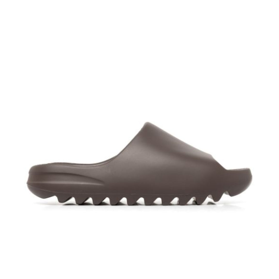 Adidas Yeezy Slides -  כפכפי אדידס חומות - SNOWKICK’S