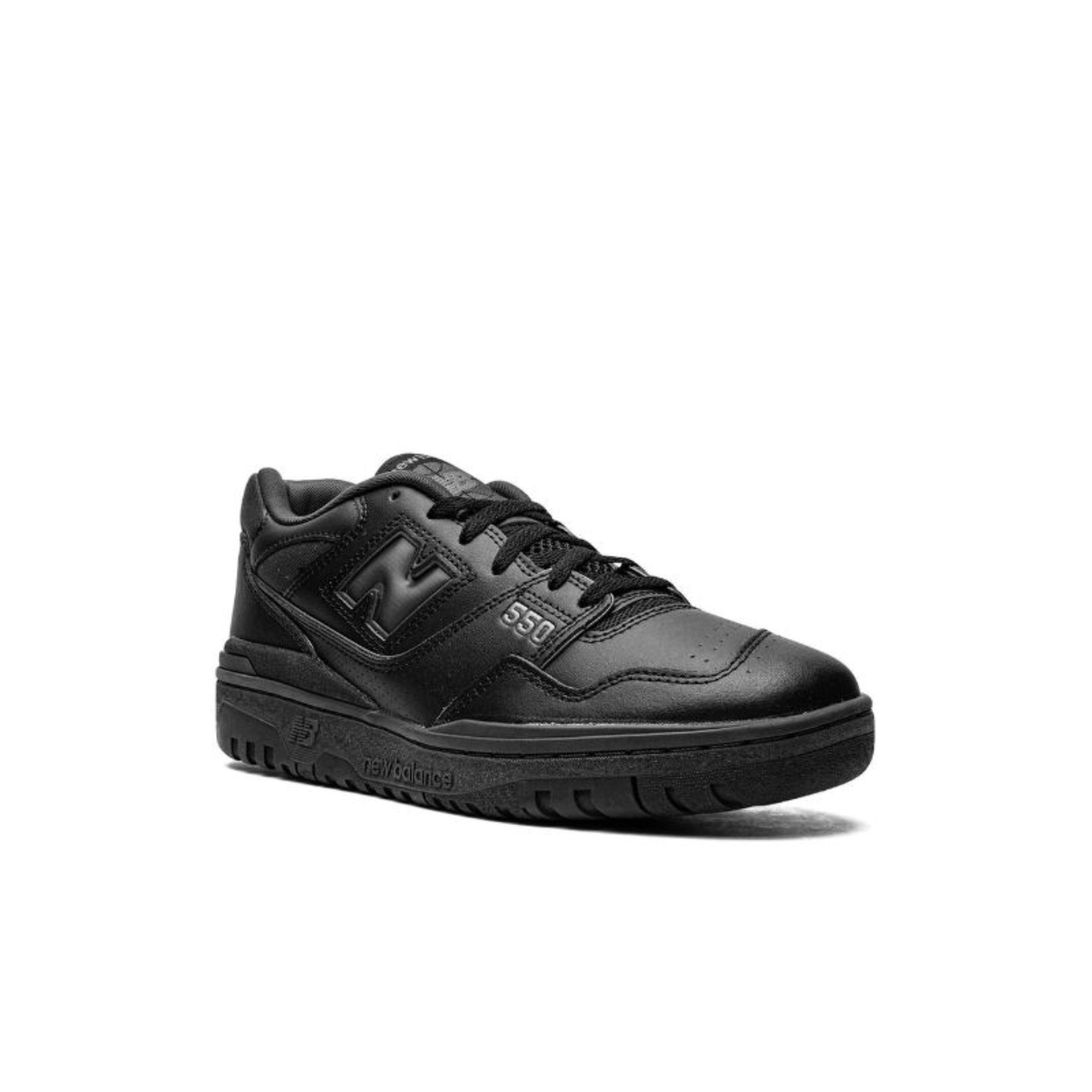 New Balance 550 "Triple Black"  - ניו באלאנס - SNOWKICKS