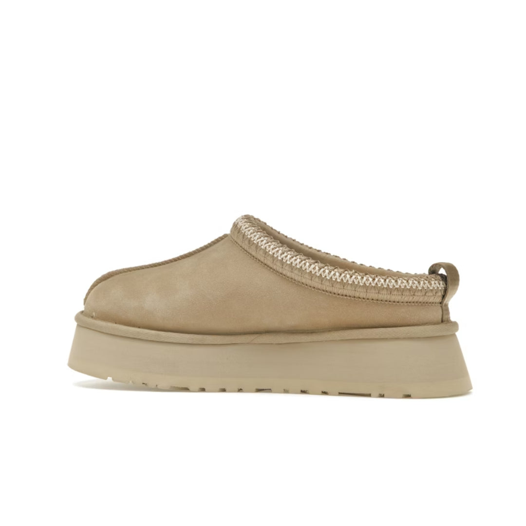 UGG Tazz Platform Mustard Seed - כפכפי האג טאז - SnowKicks
Side View 