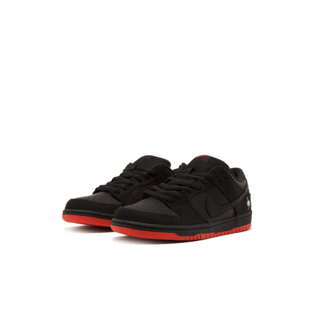 Dunk Low SB Black Pigeon | דאנק נמוכות